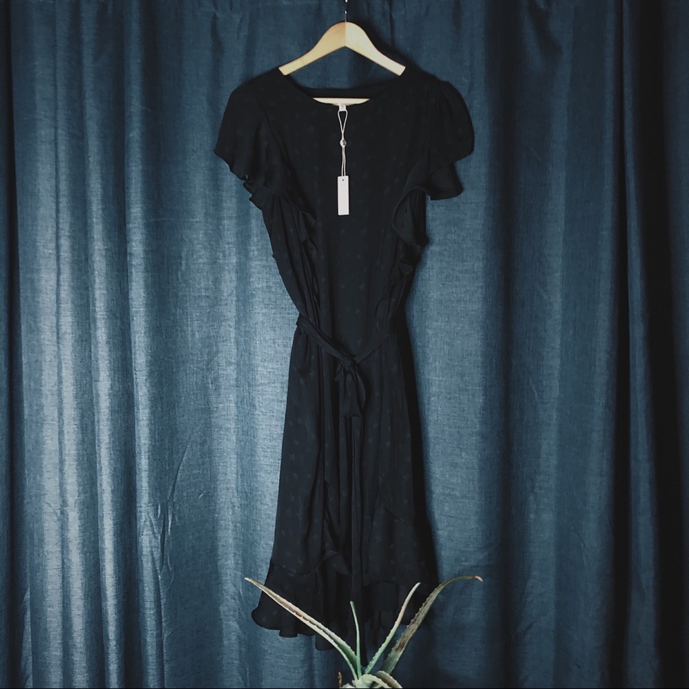 💥24 HR CLEAR-OUT💥 Max Studios Midi Dress